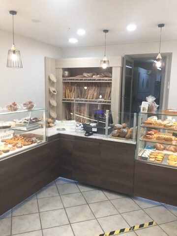 A ceder BOULANGERIE-PATISSERIE dans les Hautes-Pyrénées , proche de Tarbes- Ref : 65-1218