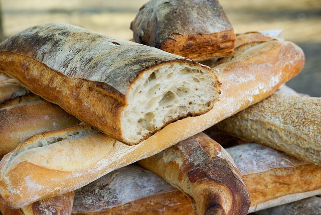 A ceder BOULANGERIE-SNACKING PROCHE DE L'ESTUAIRE DE LA GIRONDE - Ref: 33-1144